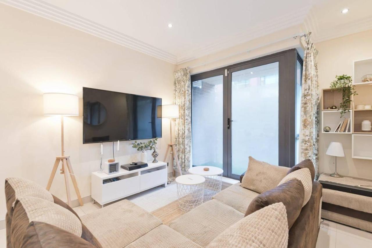 Captivating 2-Bed Apartment In Dublin 1 Exterior photo